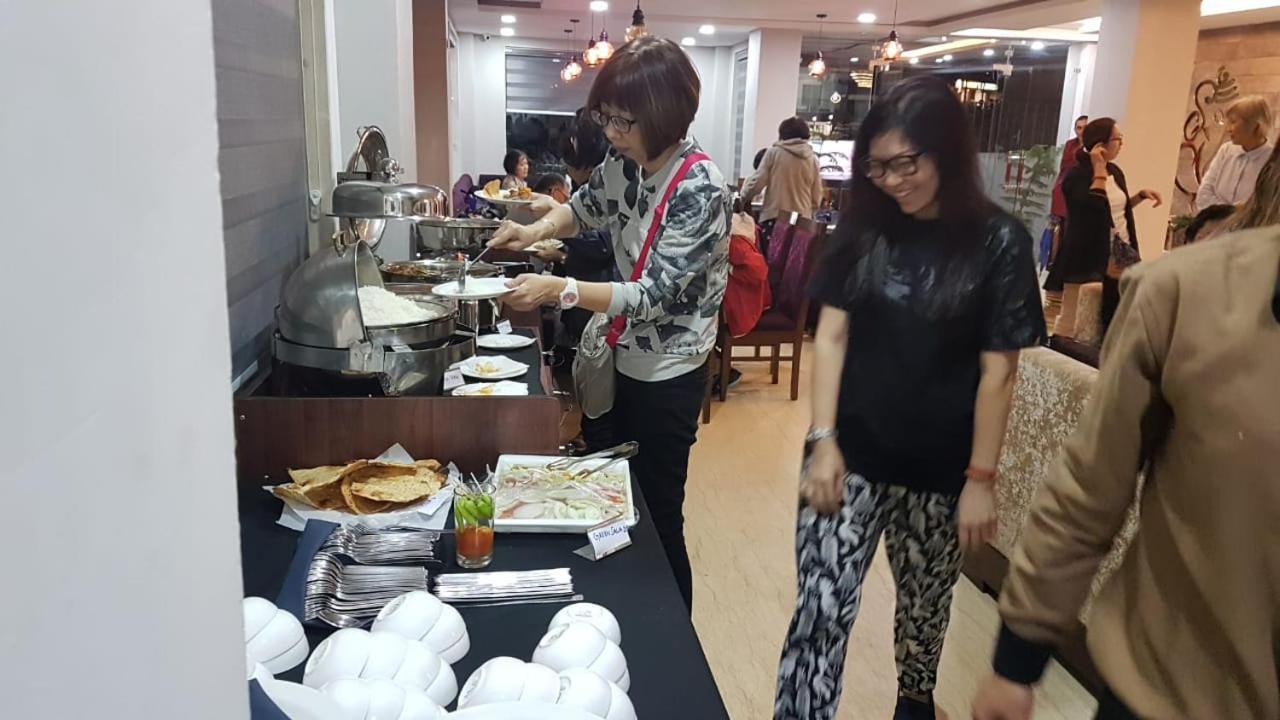 Hotel Ak Continental - Mcleodganj Dharamsala Zewnętrze zdjęcie