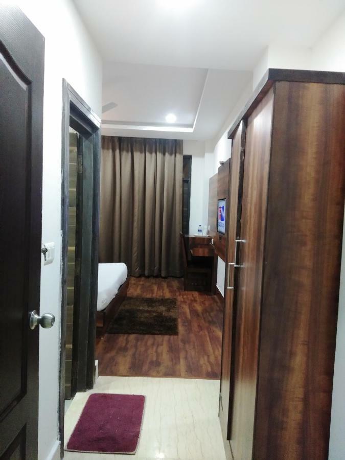 Hotel Ak Continental - Mcleodganj Dharamsala Zewnętrze zdjęcie