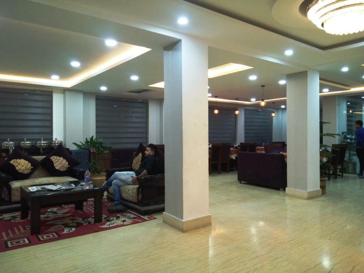 Hotel Ak Continental - Mcleodganj Dharamsala Zewnętrze zdjęcie