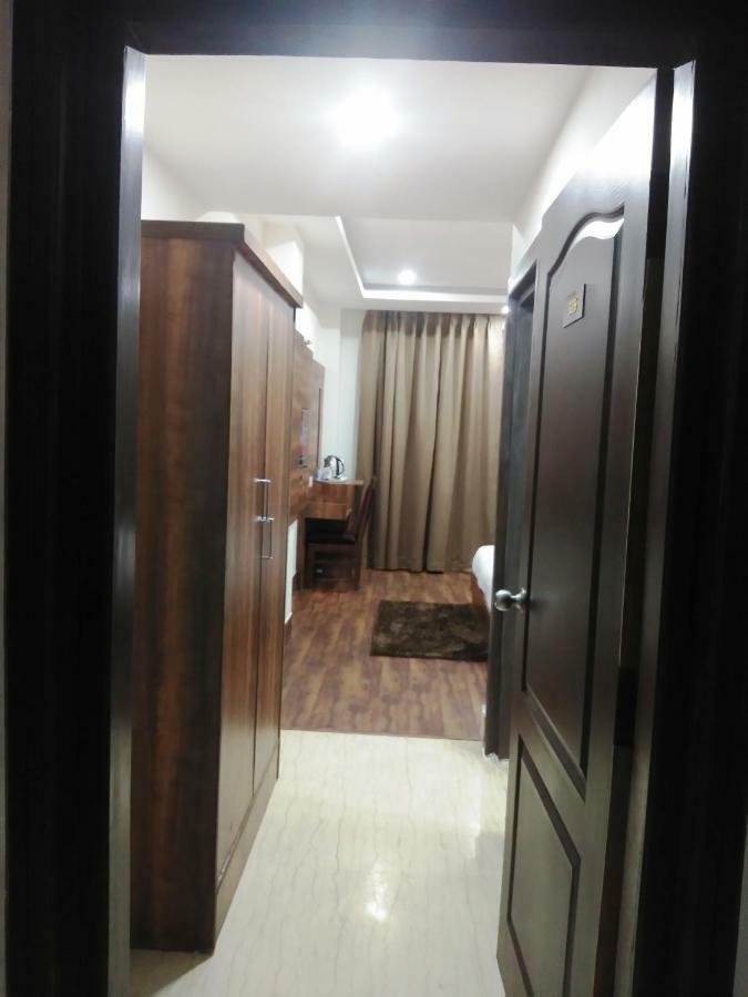 Hotel Ak Continental - Mcleodganj Dharamsala Zewnętrze zdjęcie